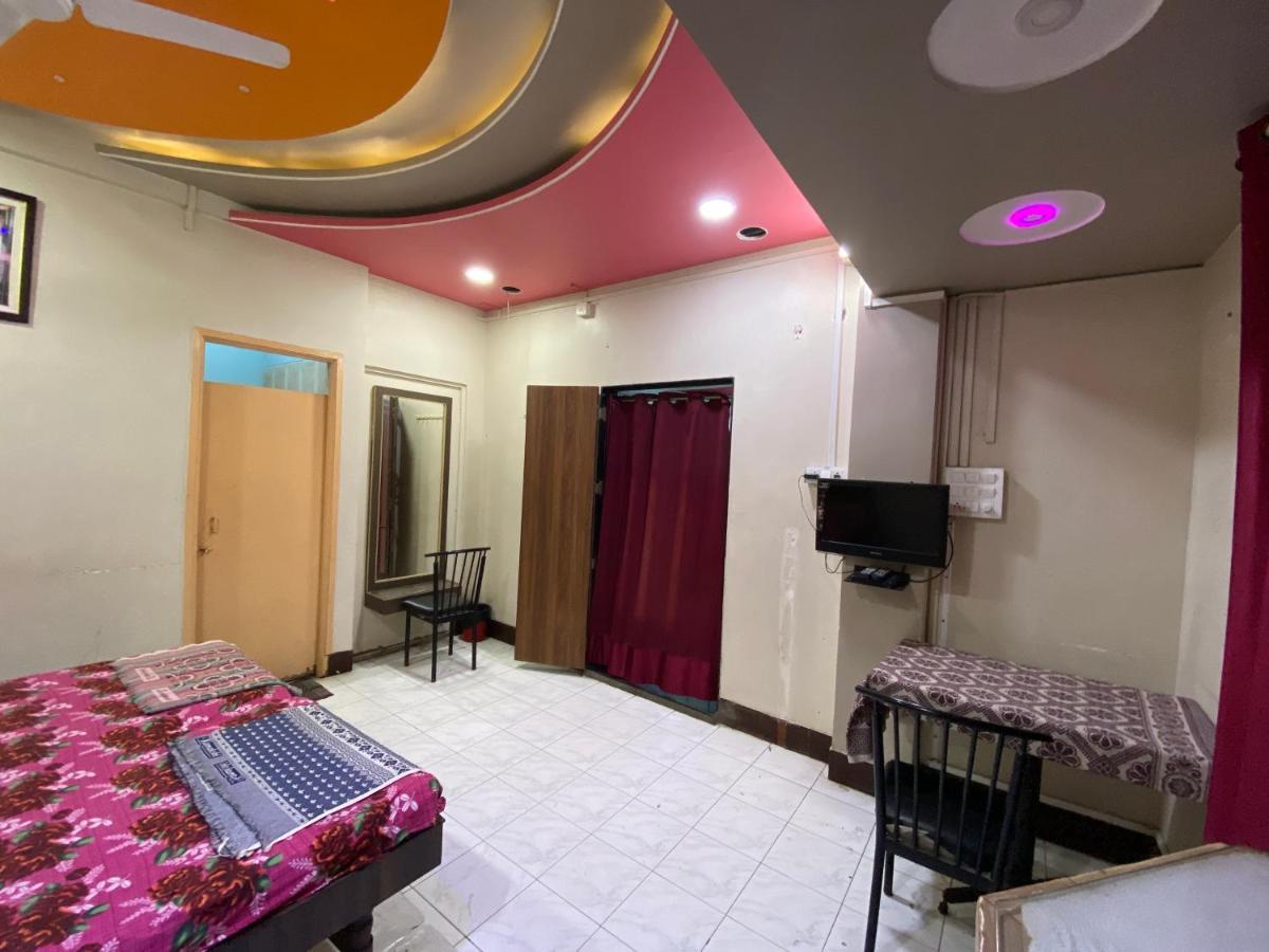 Muktai Lodge سولابور المظهر الخارجي الصورة