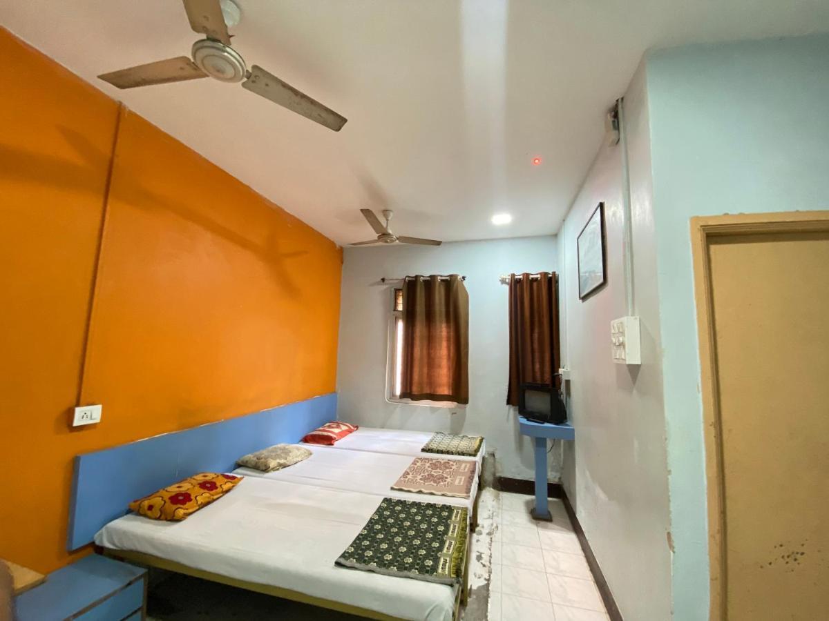 Muktai Lodge سولابور المظهر الخارجي الصورة